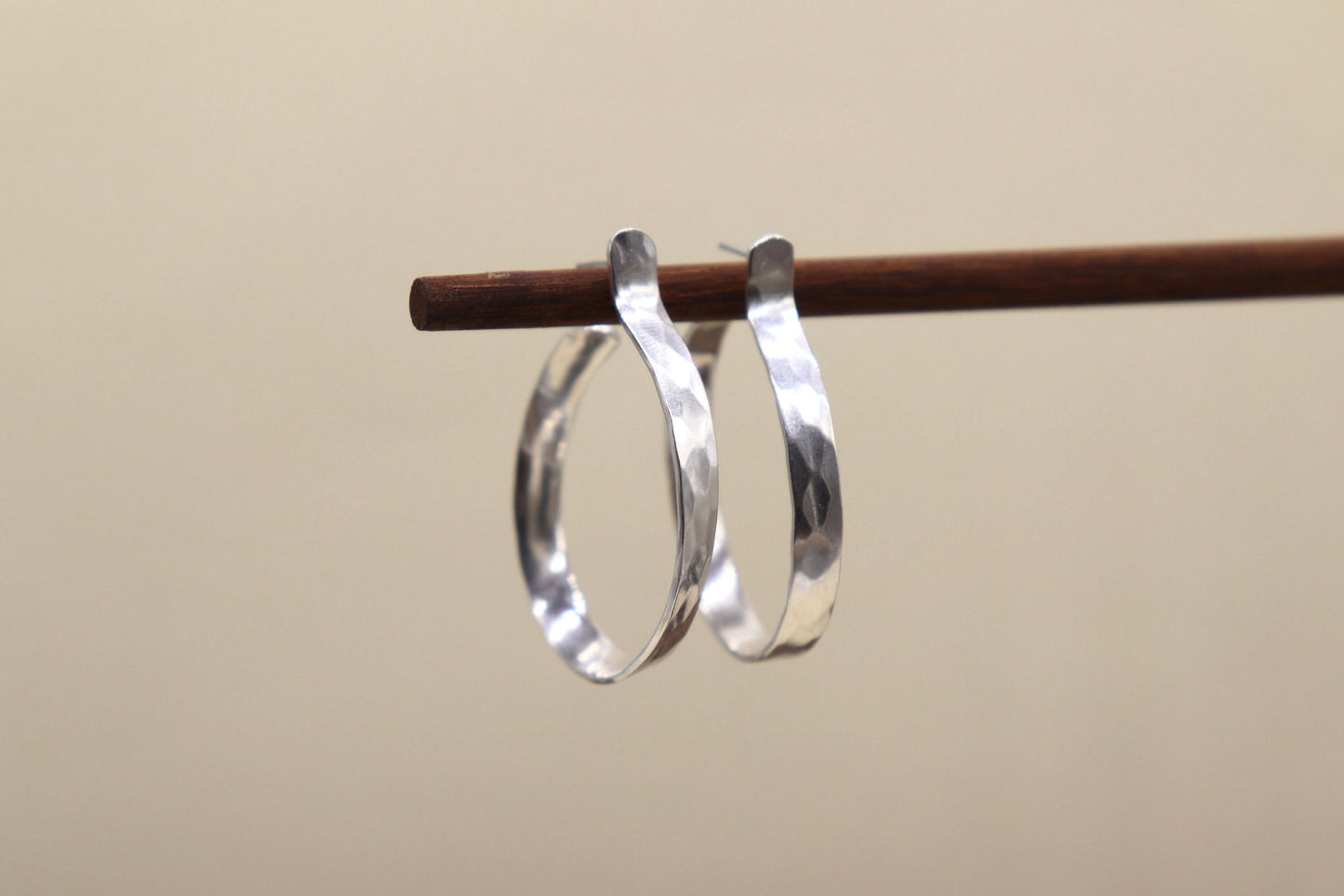 Hammered hoops 1 1/4 “